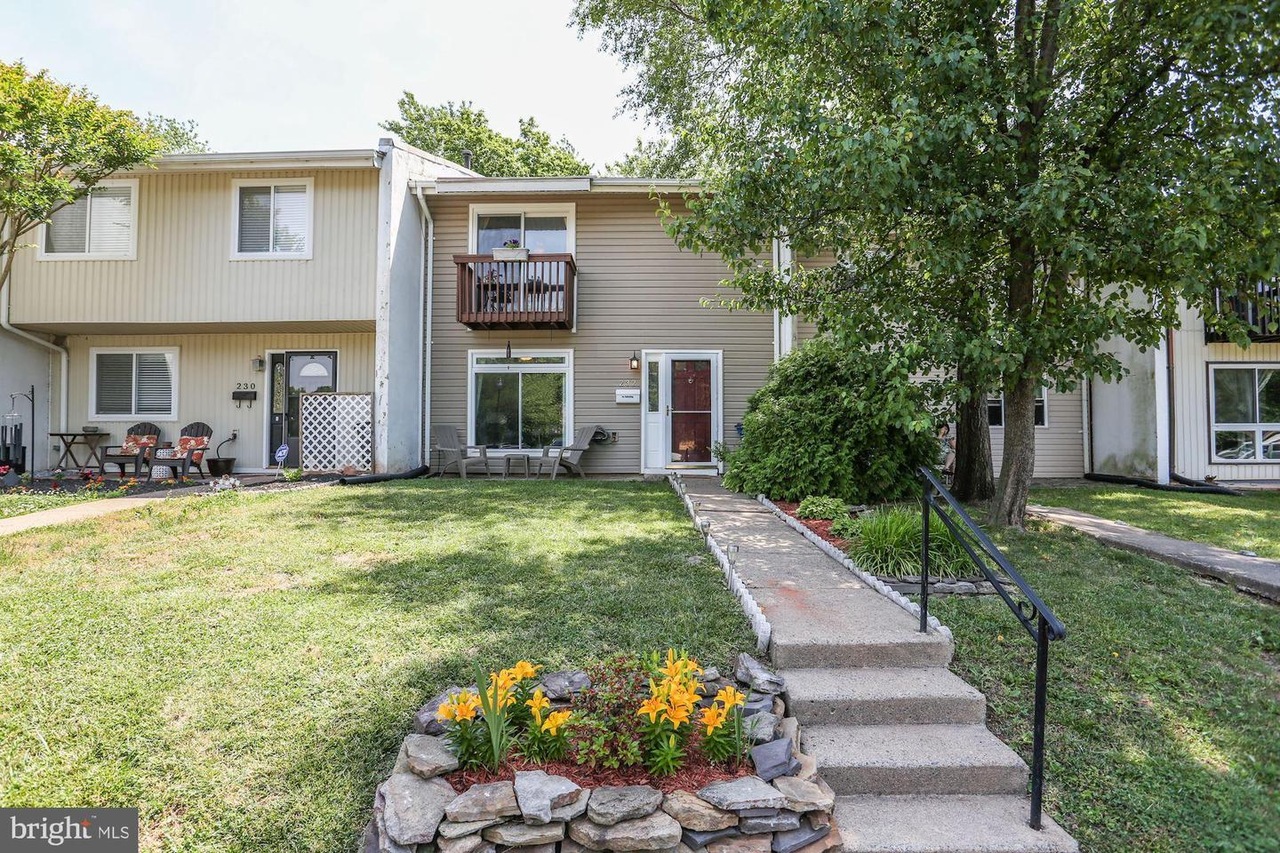 232 Willow Terrace — townhouse exterior